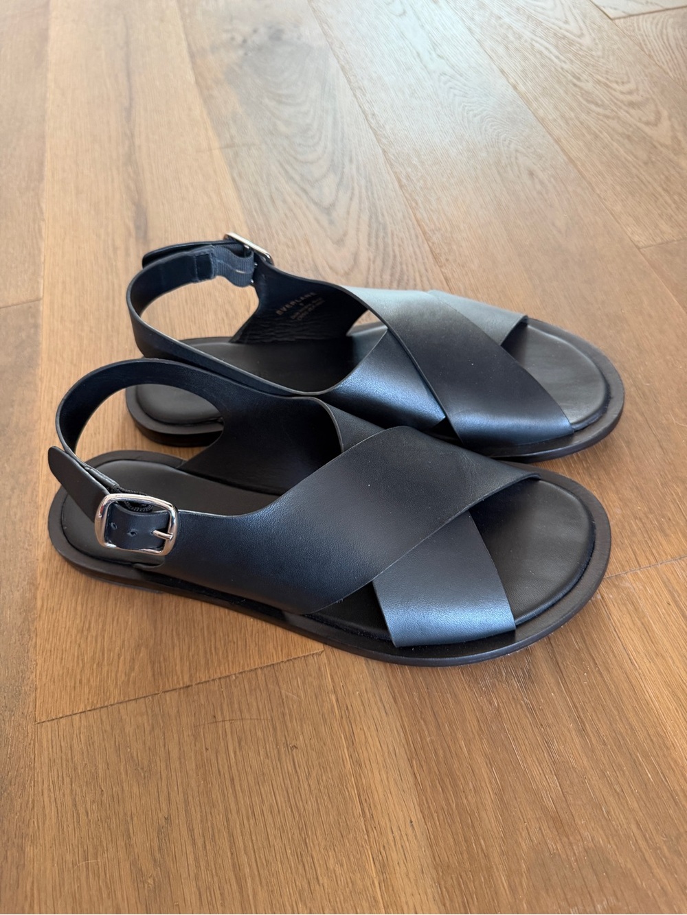 Everlane Black Leather Crisscross Slingback Sandals Size 8